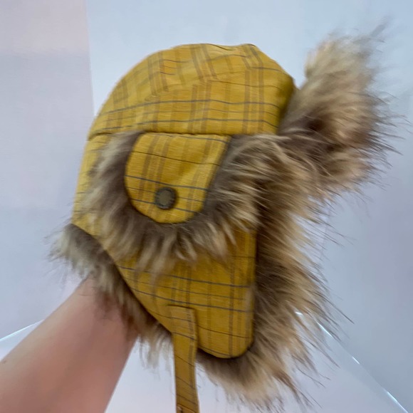 LAND'S END Hat size L  yellow   24' - Picture 1 of 8